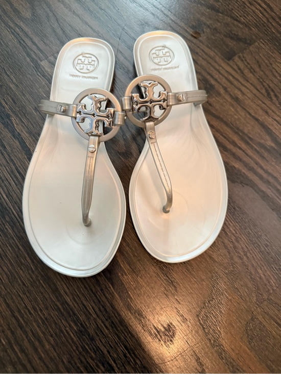Tory Burch Shoes - Tory Burch Metallic Logo Thong Sandals - Muted Silver